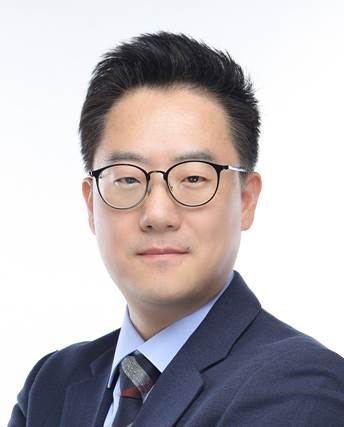 김현 교수