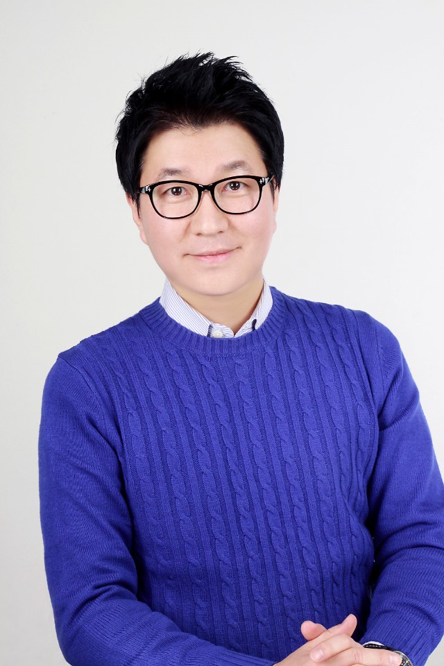 이윤우 교수